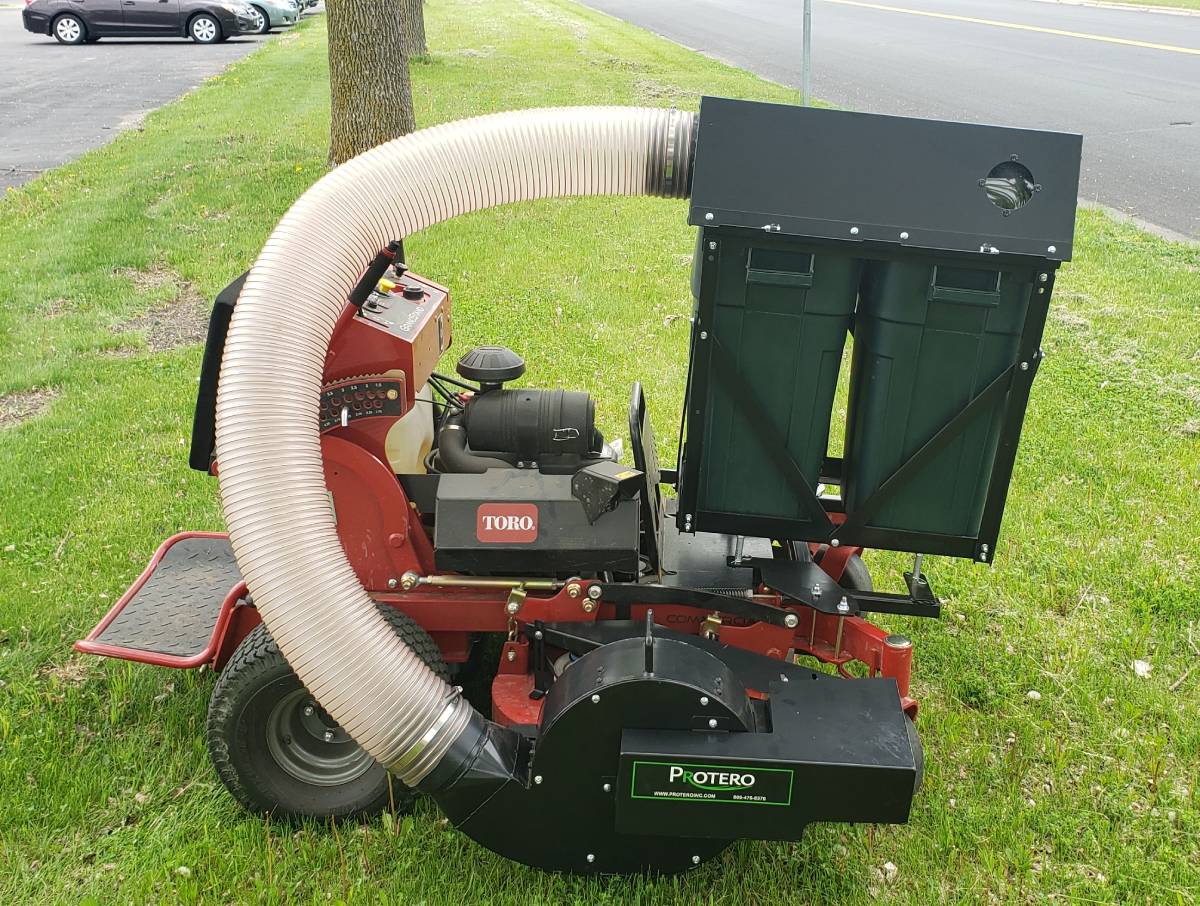 Toro zero turn online grass catcher