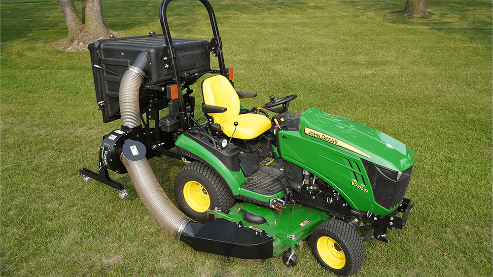 John Deere 1025R Dump Catcher Utility Tractor