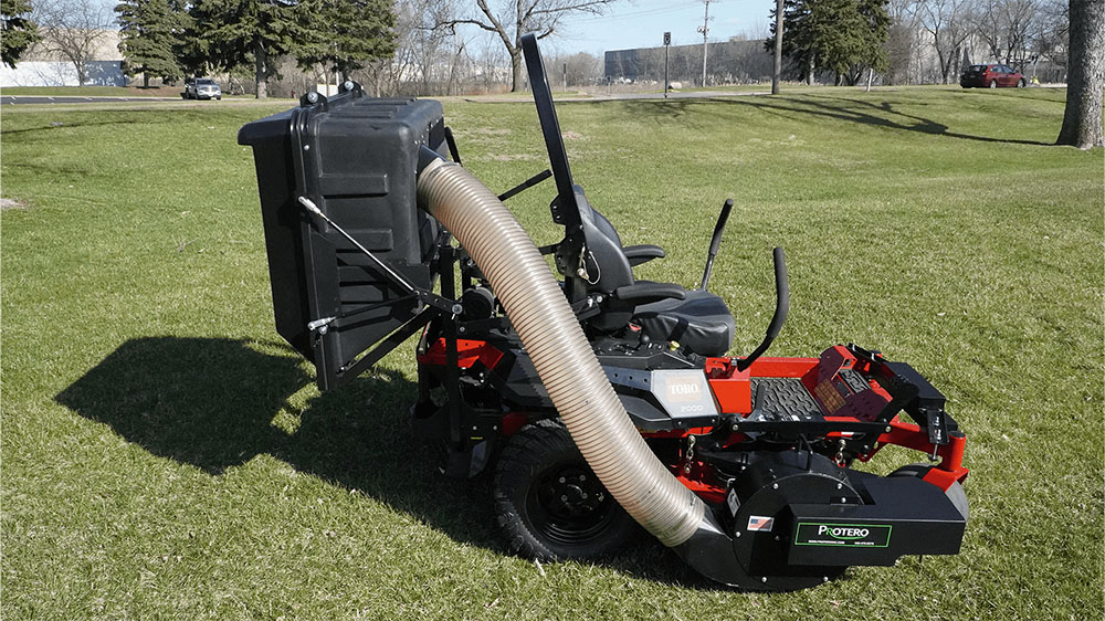 Mahindra Bagger Protero PV13 Grass Catcher (Shown on Toro)