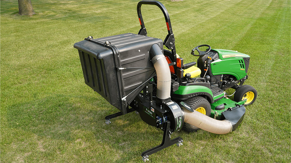 Great Dane Bagger Protero PV18 PTO Grass Catcher (Shown on John Deere)