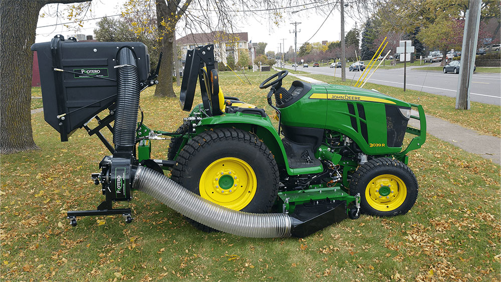 Encore Bagger Protero PV18 PTO Grass Catcher (Shown on John Deere)