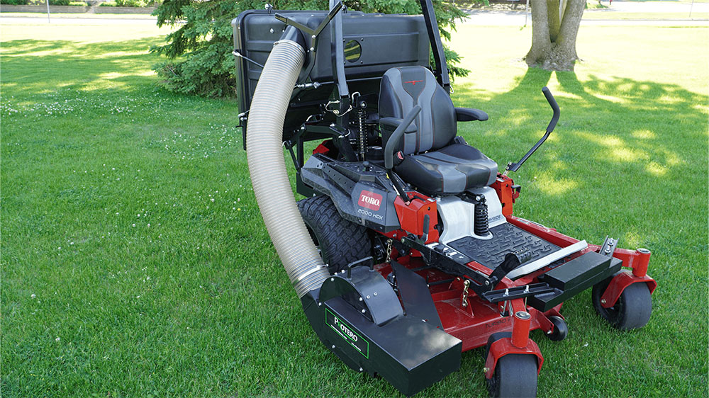 Massey Ferguson Bagger Protero PV18 Grass Catcher (Shown on Toro)