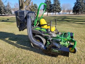 PV13 John Deere Z915E 60in
